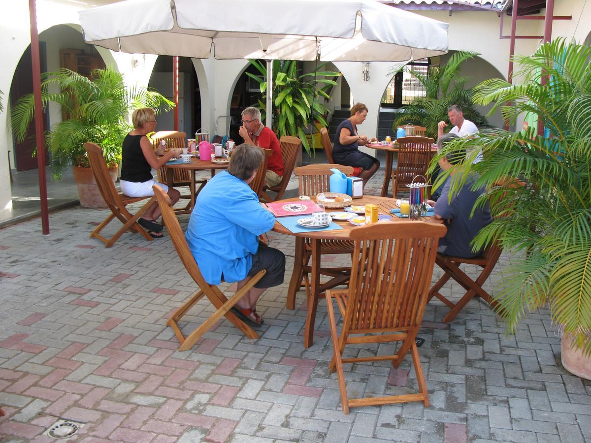 Bed And Breakfast Toni Kunchi Willemstad Exterior foto